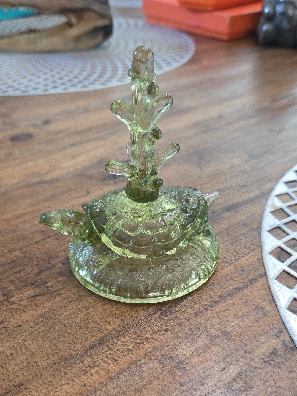 Green Fenton Glass Turtle Ring Holder